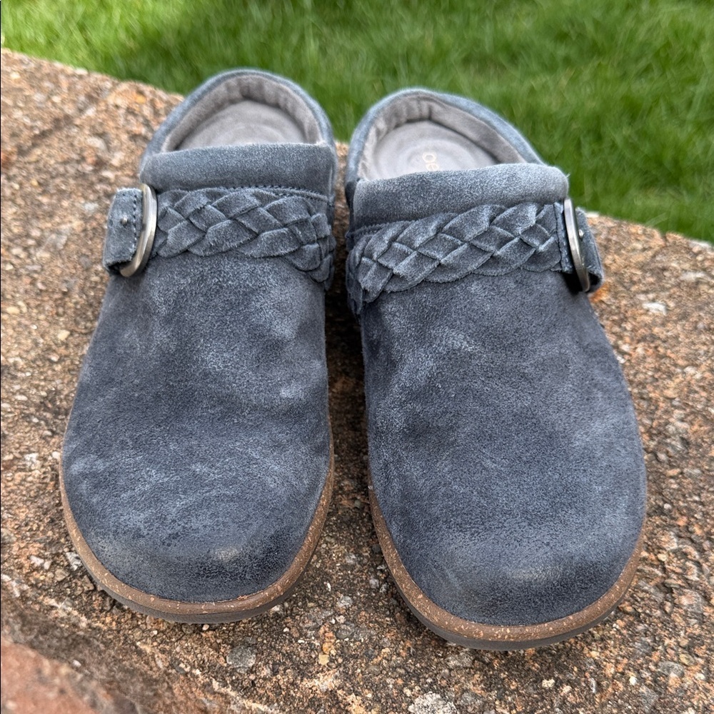 Aetrex Suede Libby Braided Strap Clogs